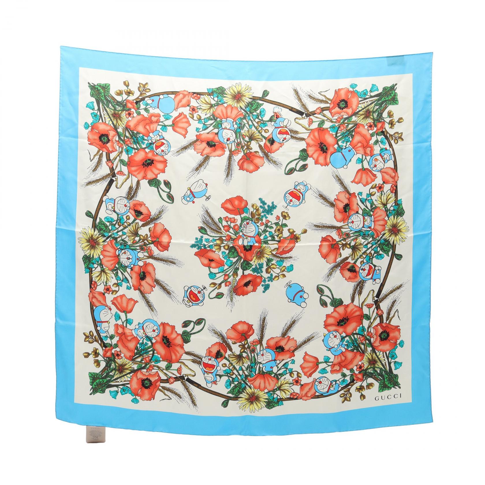GUCCI × ドラえもん スカーフ 花柄 シルク ライトブルー マルチカラー