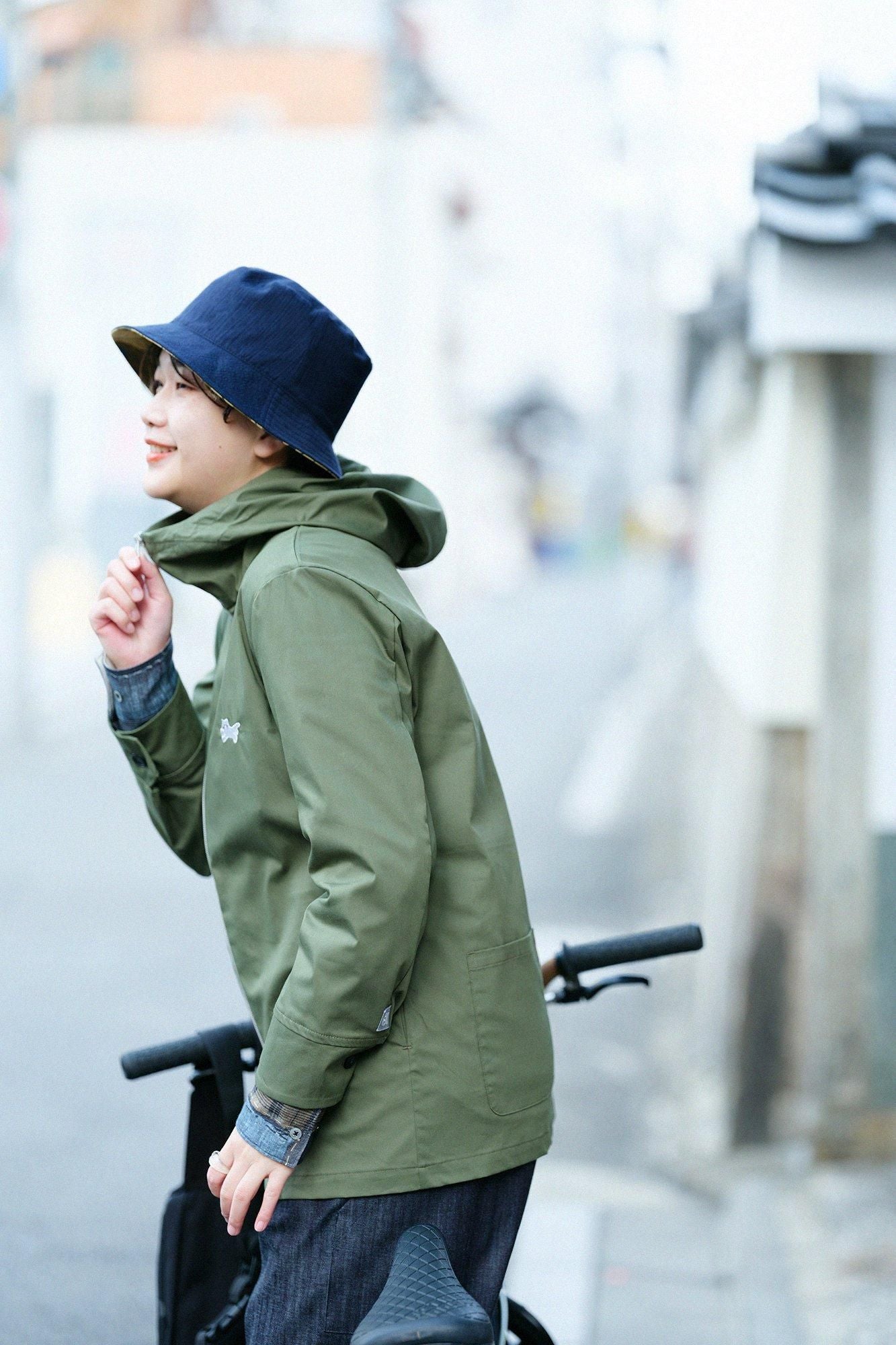 3月10日頃発送予定】【net限定】ツイル ZIP UP フードジャケット／オリーブ