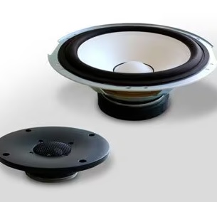 Yamaha HS5 - one piece Active studio monitor