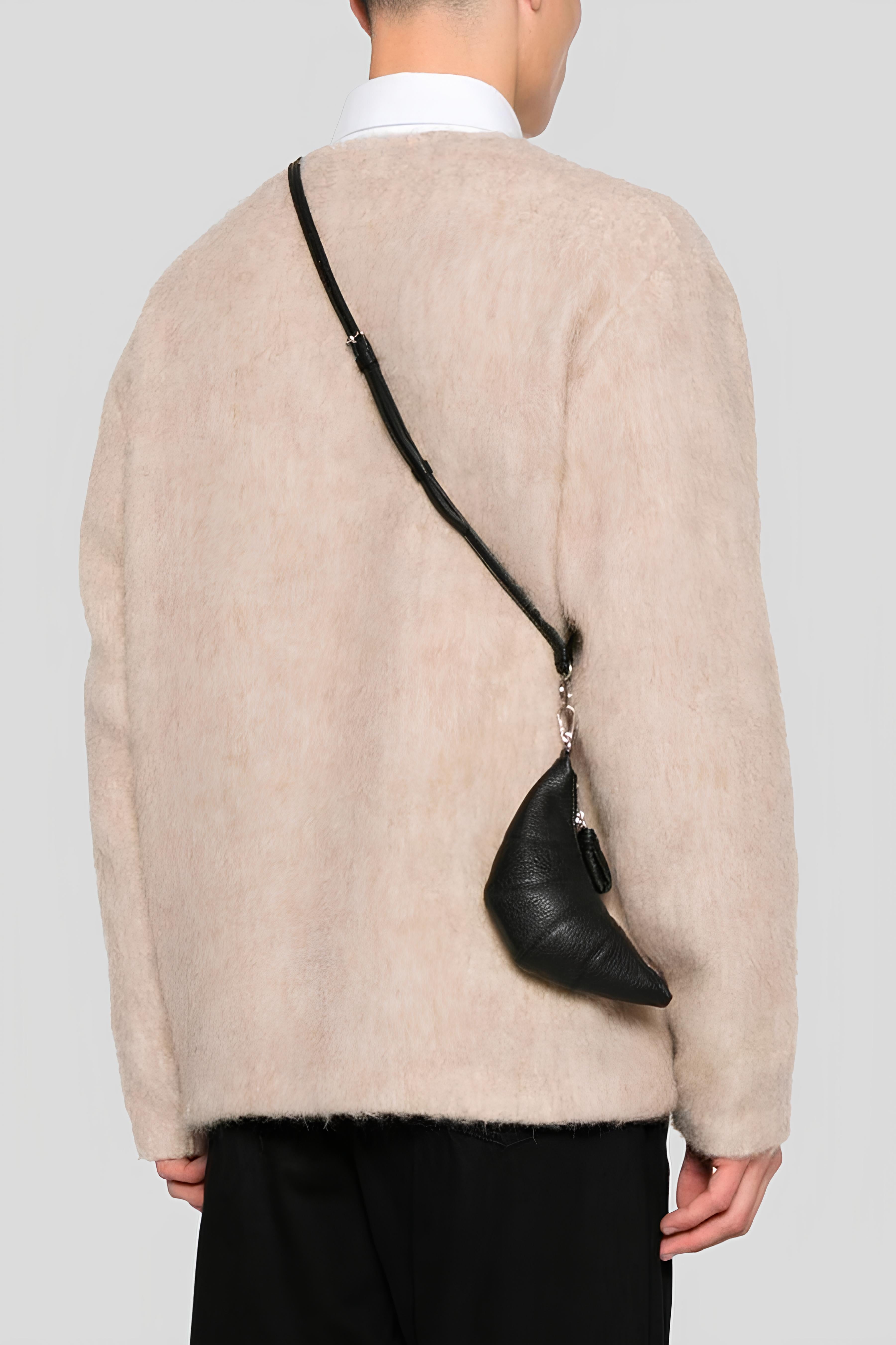 LEMAIRE - BLACK CROSSBODY CROISSANT COIN PURSE – LE LABO STORE