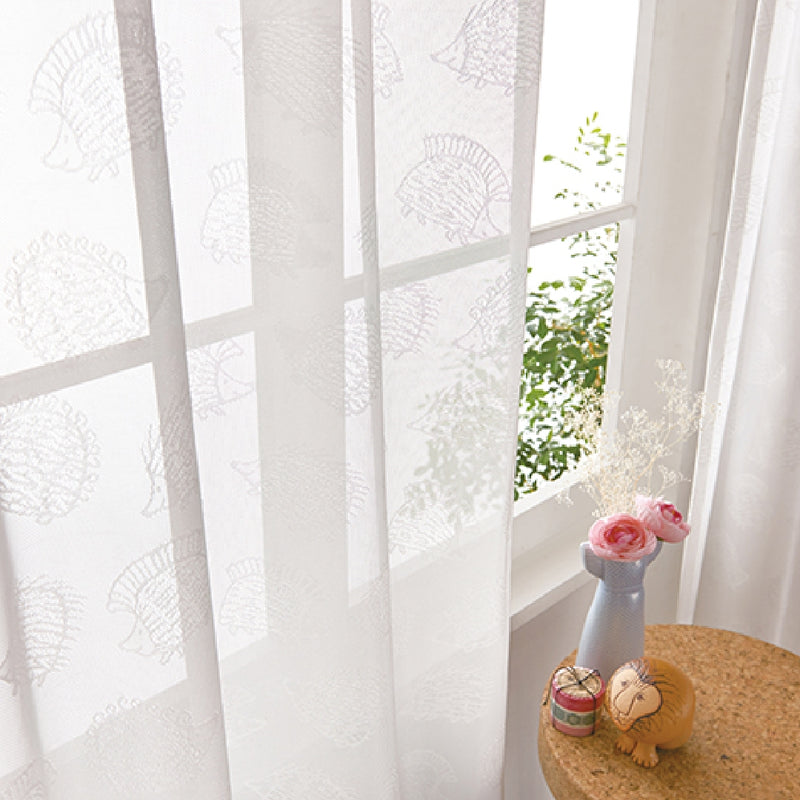 ジャガードレースカーテン（ハリネズミ3兄弟）