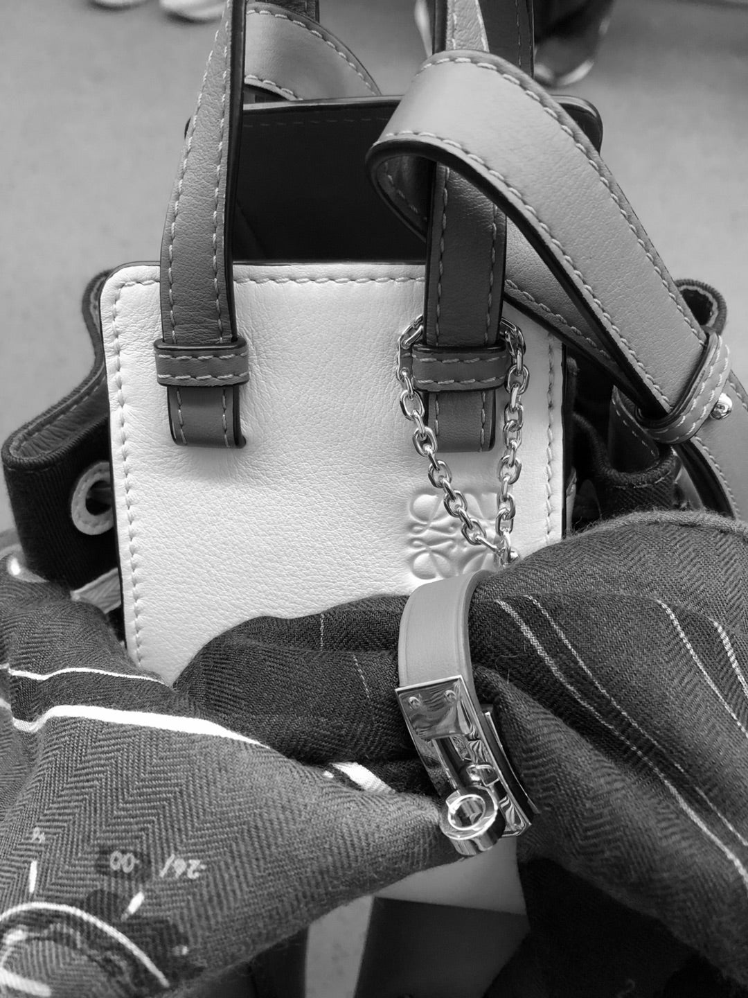 エルメス グローブホルダー使い勝手 (香港) | LeodiamondのSimply Life