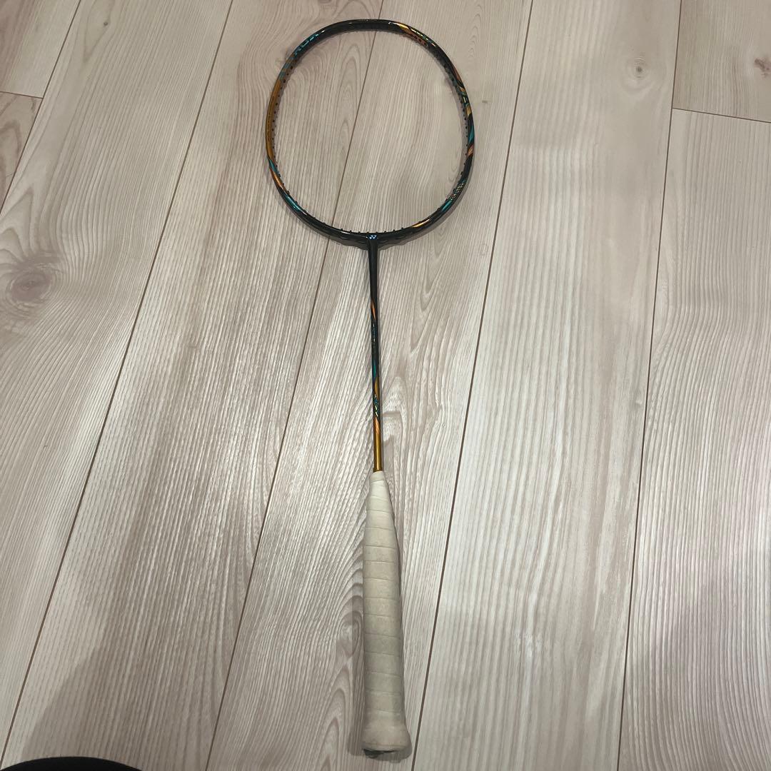バドミントンラケット　アストロクス88D pro Amazon | Yonex ASTROX 88 D PRO バドミントンラケット