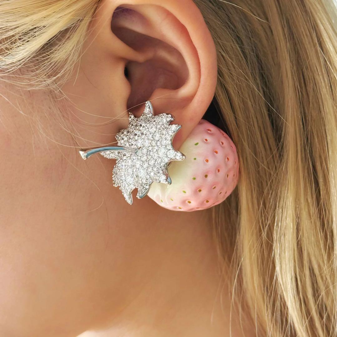 yvmin ピアス片耳　いちご YVMIN ピアス 片耳用 ストリベリー 苺 イチゴ (YVMIN/ピアス