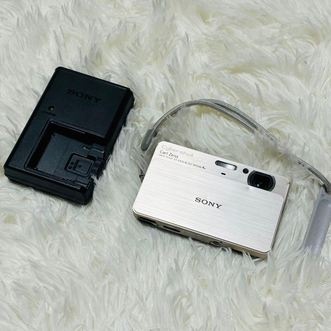 SONY Cyber-shot シルバー　DSC-T700 Amazon | ソニー デジカメCybershotT700 (1010万画素光学x4内蔵メモリ
