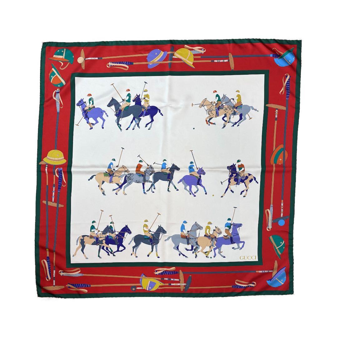 ♡美品♡ グッチ スカーフ 馬柄 大判 シルク100％ GUCCI（グッチ） 美品 シルク100％ 馬車柄 大判 スカーフ バンダナ
