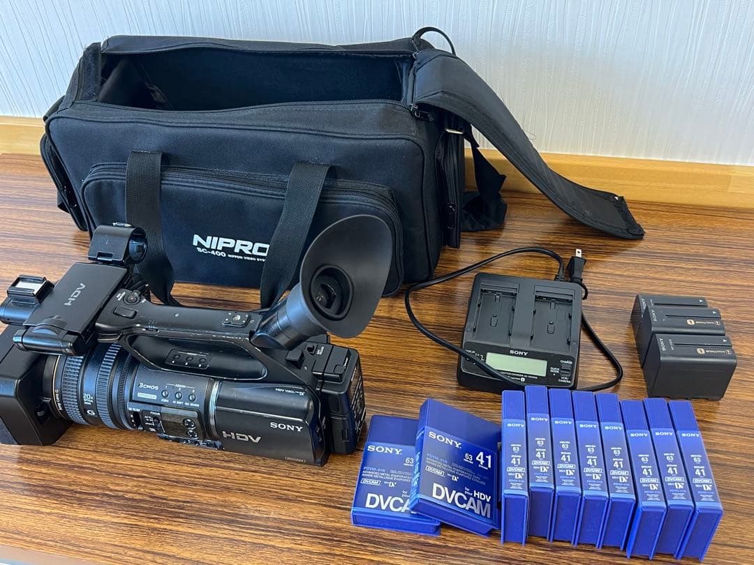 SONY HVR-Z5＋MRC1K、マイク・バッテリー3本・DVCAMテープ付き SONY HVR-MRC1K Memory Recording Unit Device | eBay