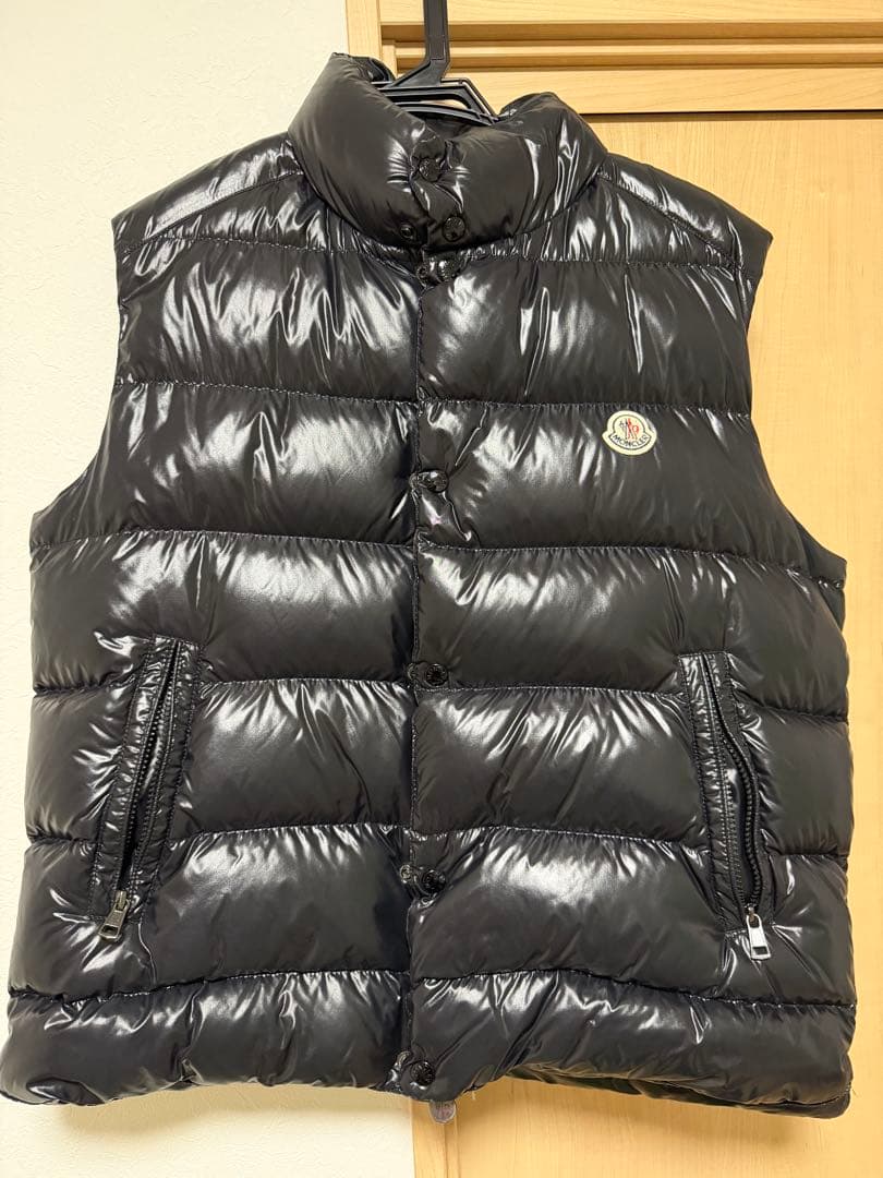 m*c様 中古美品　モンクレール　ダウンベスト　ブラック　　MONCLER ナイ MONCLER（モンクレール） ダウンジャケット/ダウンベスト メンズ 中古