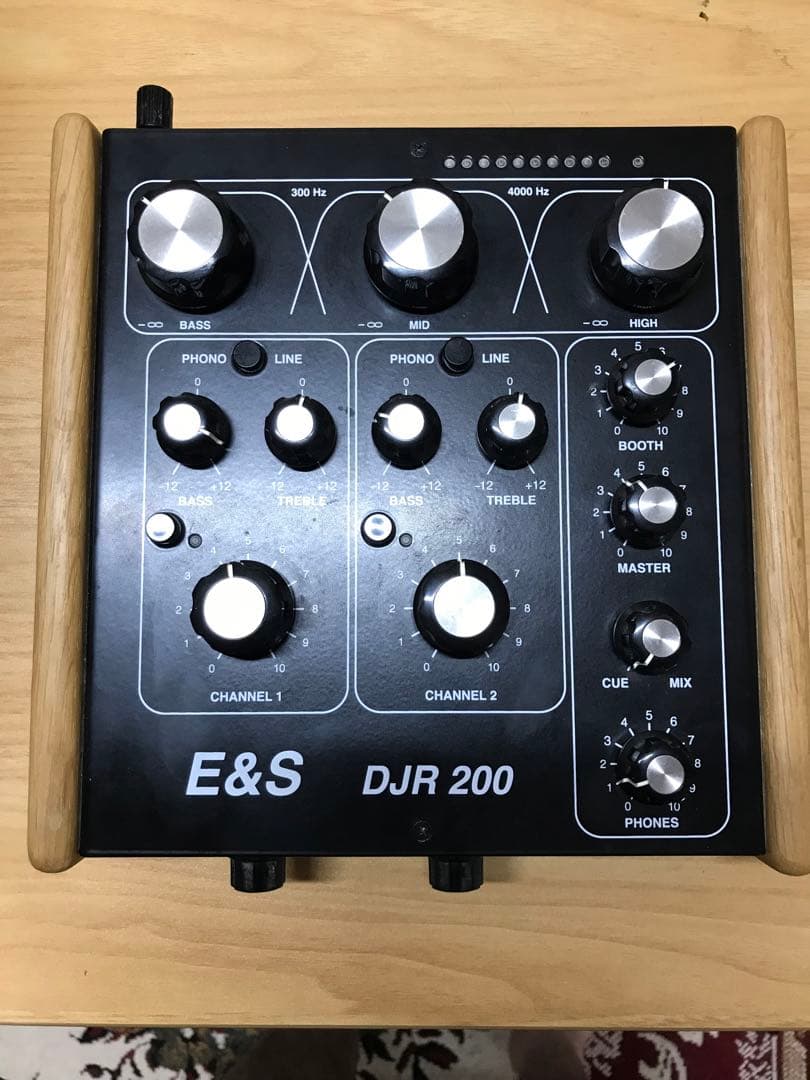 E&S DJR 200 DJミキサー/ロータリーミキサー フランス生まれのハンドメイドロータリーDJミキサー、E&SのDJR200のご