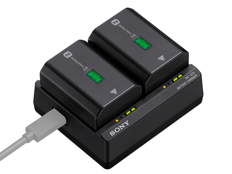 ソニー、「NP-FZ100」を2個同時に急速充電するバッテリーチャージャー
