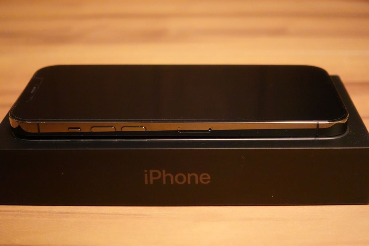 超美品】Apple iPhone 12 Pro Max 512GB グラファイト SIMフリー