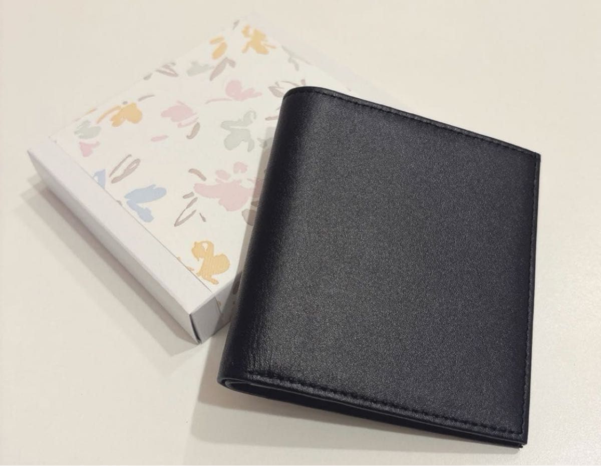 皇居限定/新品箱・袋付き】ブラック高級本革 特製二つ折り財布 本革