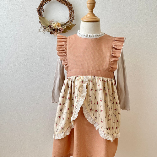 apoina kids ☆ エプロンワンピース 2-3y apoina kids ☆ エプロン