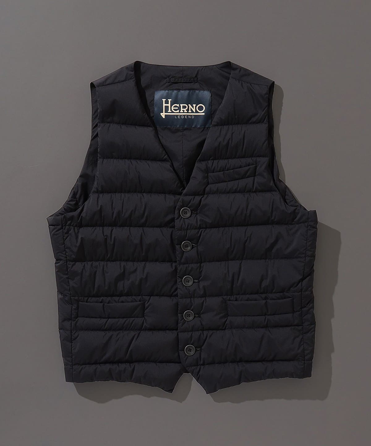 BEAMS F（ビームスF）HERNO / ナイロン シングル ダウンジレ（ブルゾン